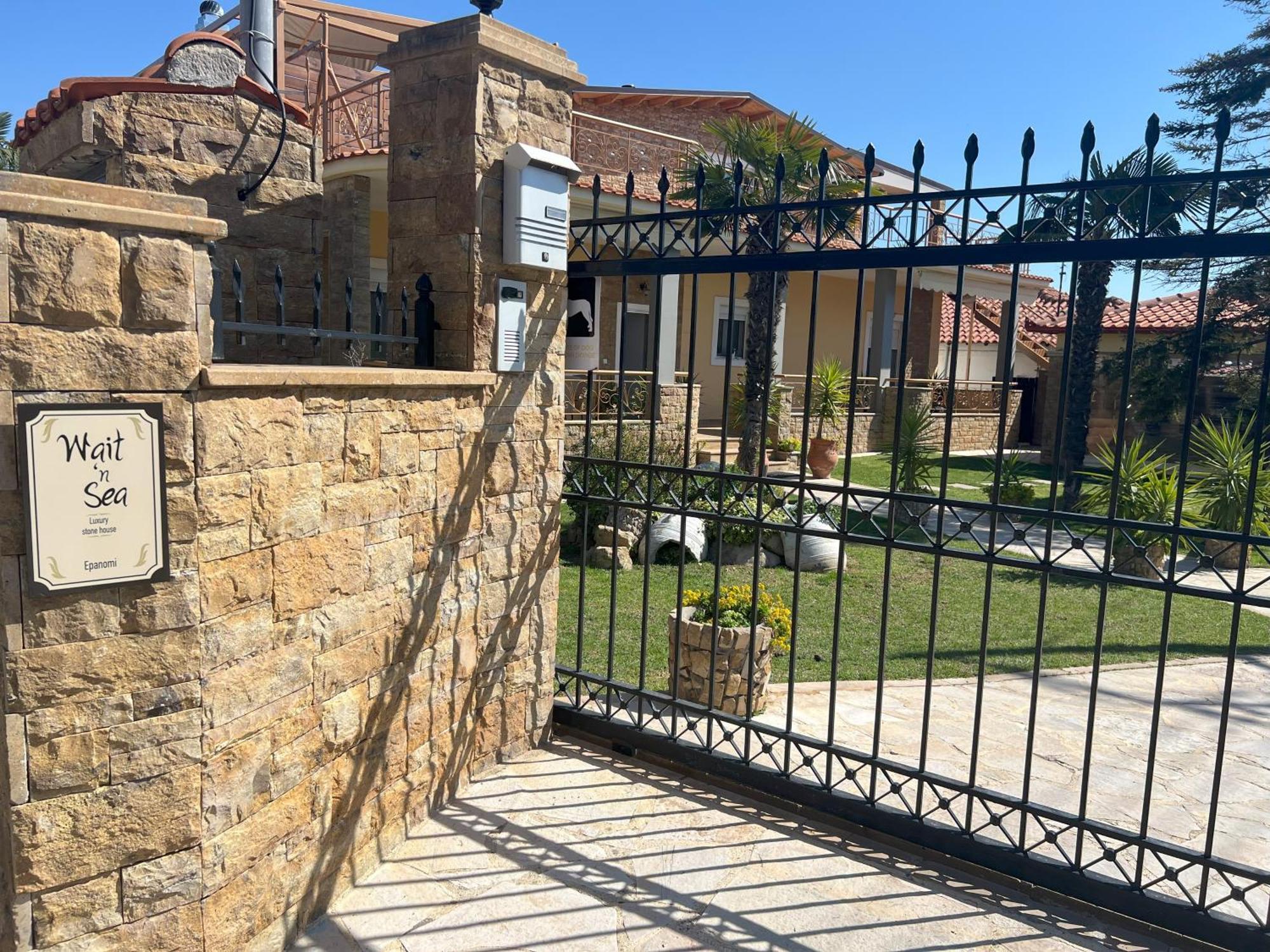 Apartament Doormat# Wait 'N Sea, Jacuzzi, Luxury Stone House Epanomi Zewnętrze zdjęcie
